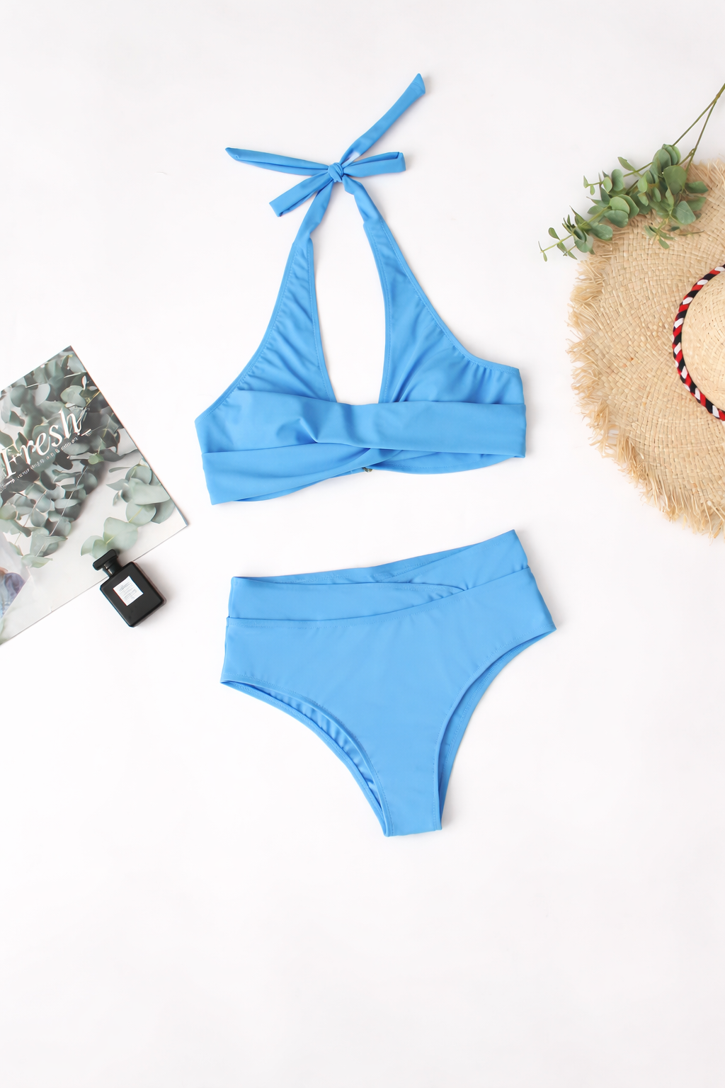 Elegantní bikiny s vysokým pasem od Zarusova