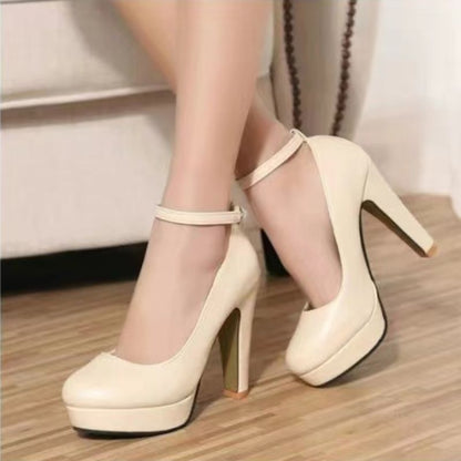 Elegant Chunky Heel Pumps by Zarusova
