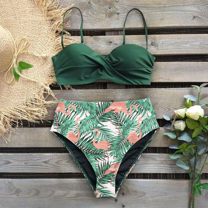 Bikiny s vysokým pasem a květinovým vzorem od Zarusova