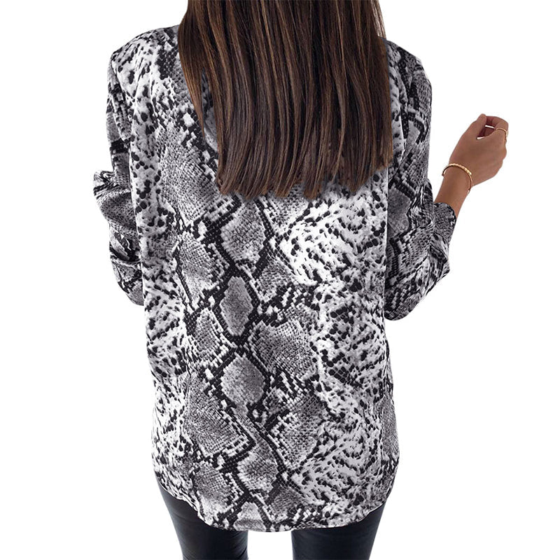 Elegantní top s leopardím potiskem a knoflíky Zarusova