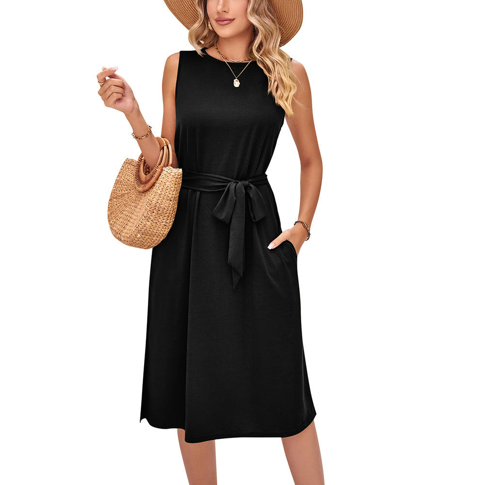 Elegantní midi šaty bez rukávů s páskem od Zarusova