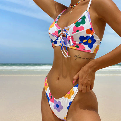 Bikiny s květinovým vzorem od Zarusova