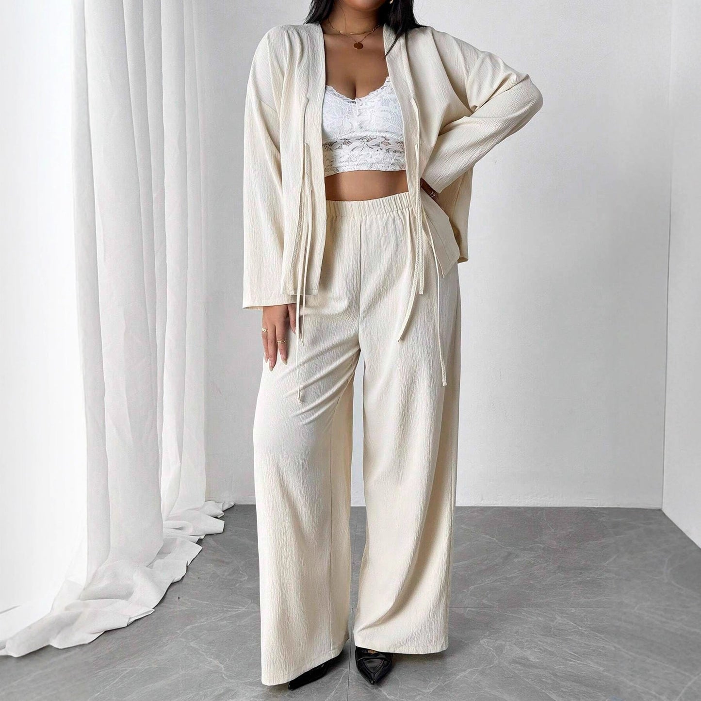 Elegantní meruňková sedací souprava Zarusova Womenswear