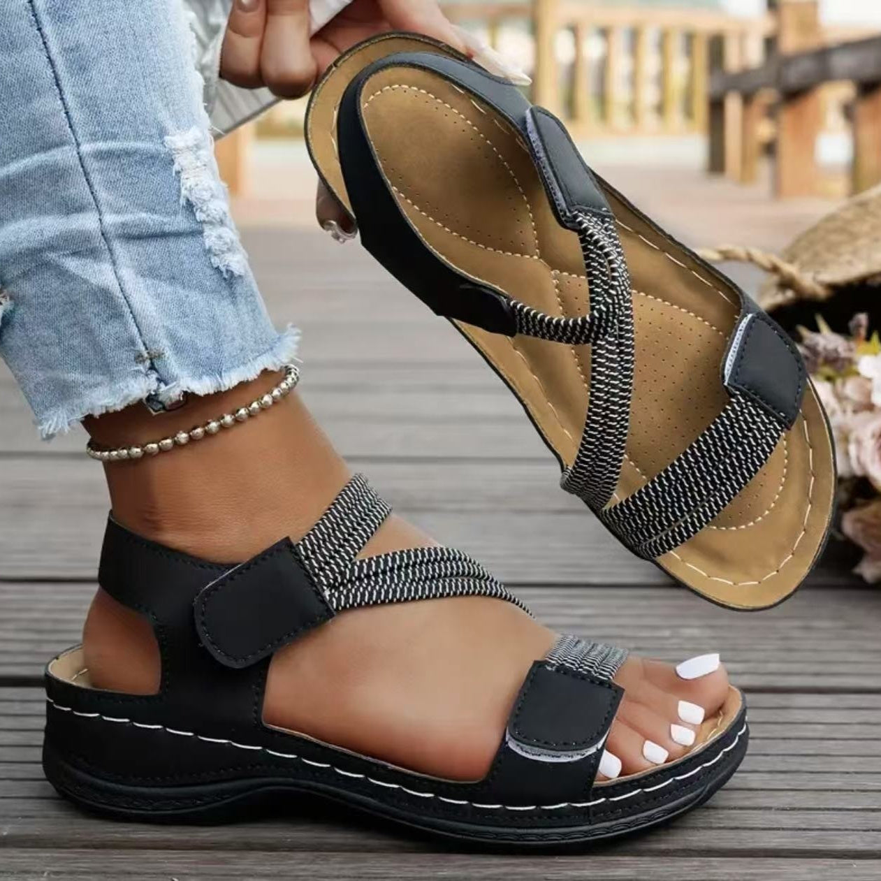 Lightweight Everyday Sandals by Zarusova