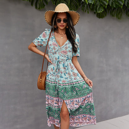 Letní šaty s květinovým potiskem od Zarusova v boho stylu