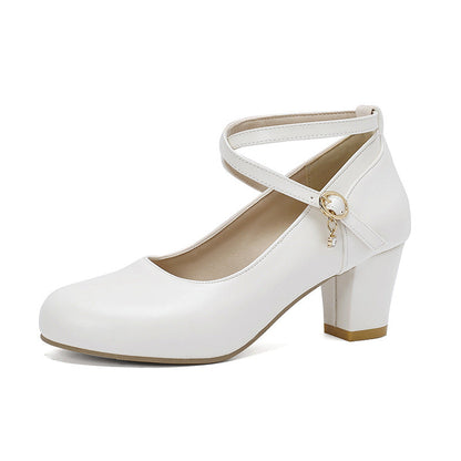 Elegantní boty Mary Janes na hrubém podpatku od Zarusova