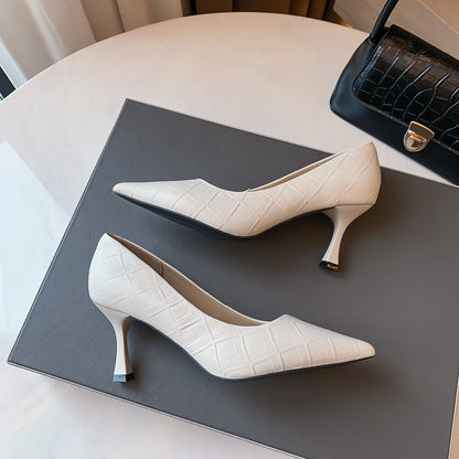 Elegantní špičaté podpatky z ovčí kůže od Zarusova