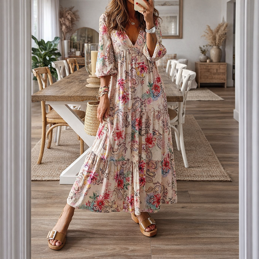 Maxi šaty Zarusova s výstřihem do V a květinovým vzorem v boho stylu