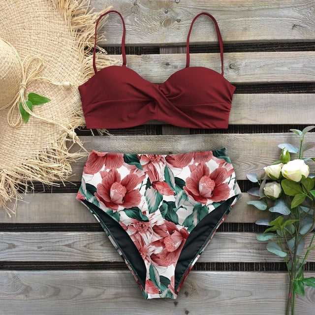 Bikiny s vysokým pasem a květinovým vzorem od Zarusova