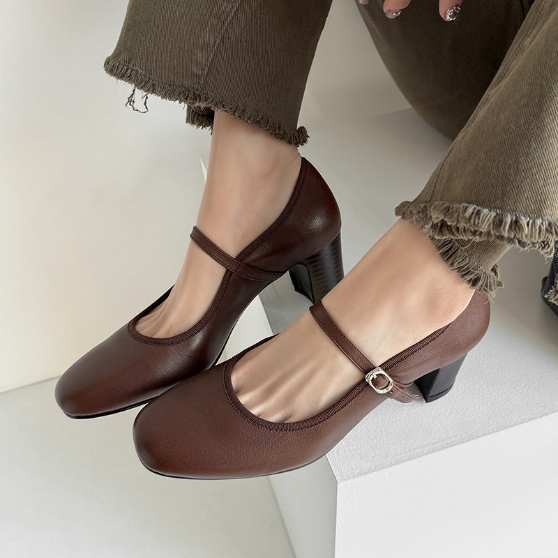 Retro Mary Jane Heels by Zarusova