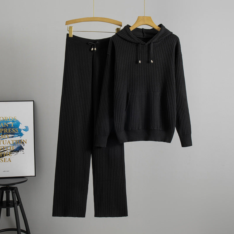 Trendy pletený set s kapucí od Zarusova