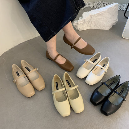 Chic Everyday Zarusova Low Heel Mary Janes