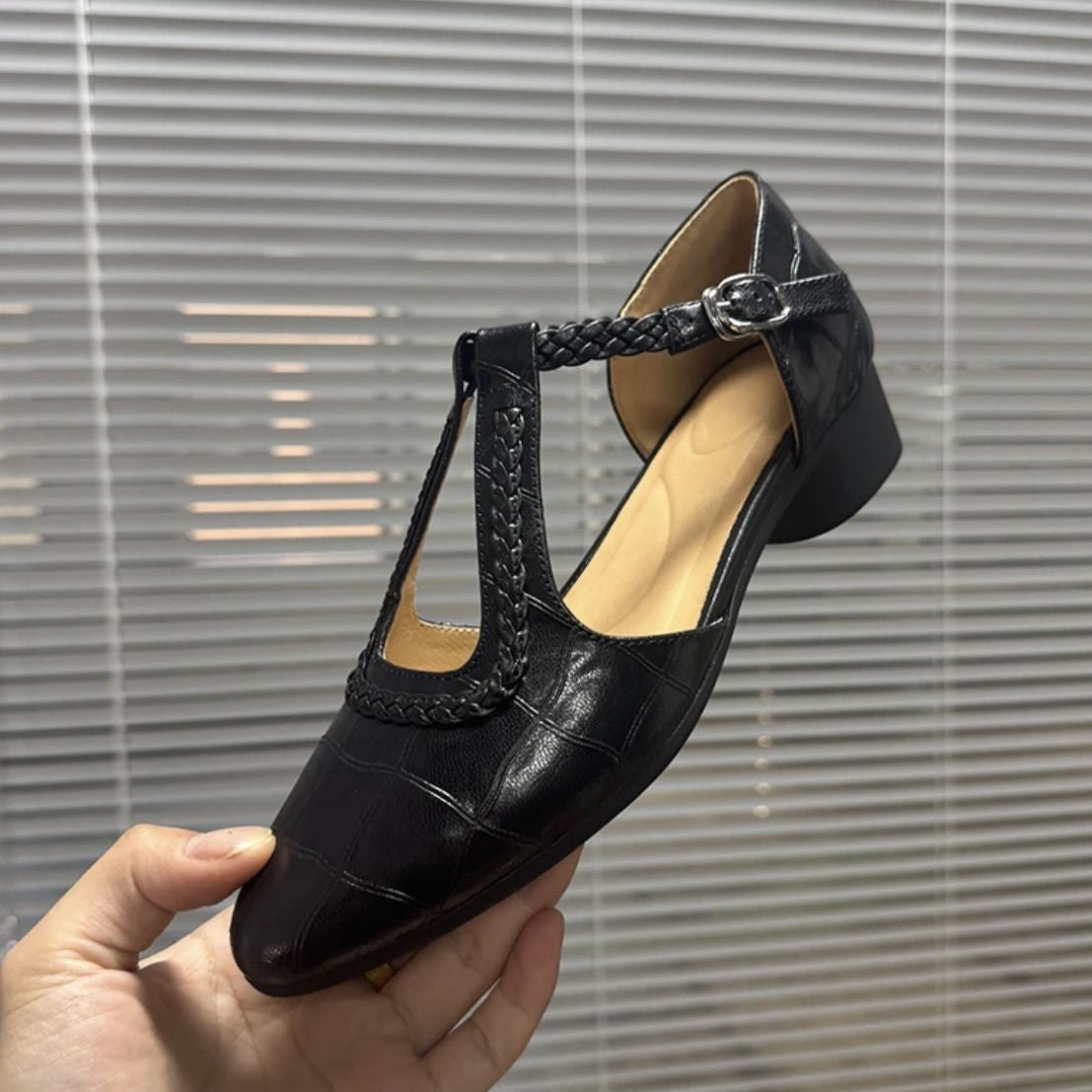 Retro Mary Jane Chunky Heels od Zarusova