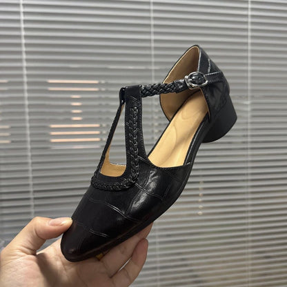 Retro Mary Jane Chunky Heels od Zarusova