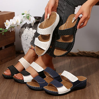 Artistic Zarusova Plus-Size Wedge Sandals