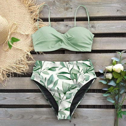 Bikiny s vysokým pasem a květinovým vzorem od Zarusova