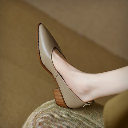 Elegantní nízké podpatky z ovčí kůže od Zarusova
