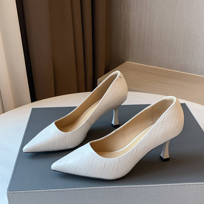 Elegantní špičaté podpatky z ovčí kůže od Zarusova